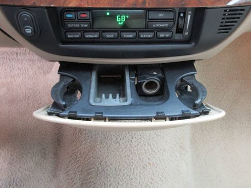 Used 2006 Mercury Grand Marquis LS RWD image 35