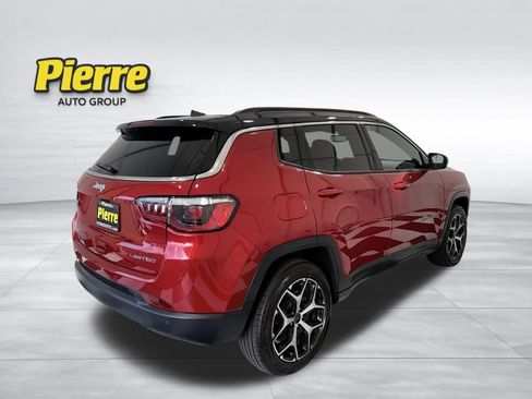 Used 2025 Jeep Compass Limited AWD/4WD image 5