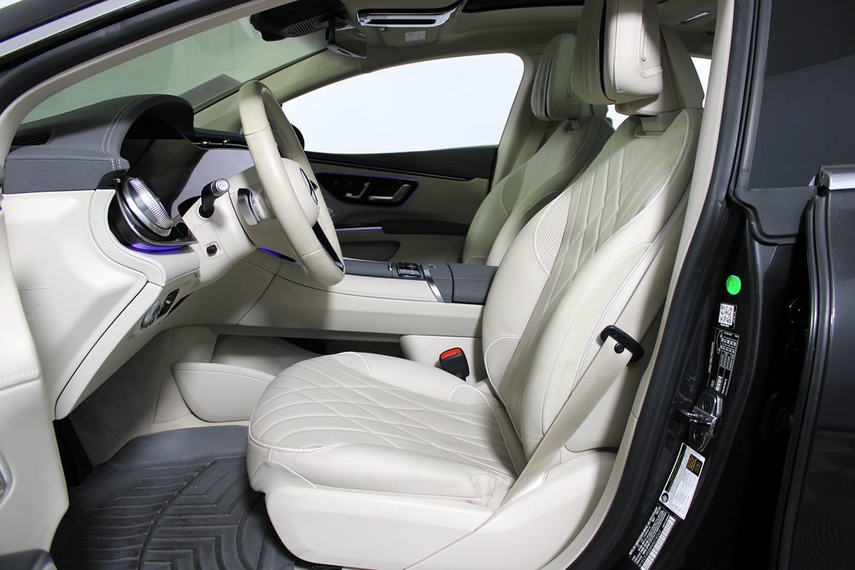 Used 2022 Mercedes-Benz EQS 580 4MATIC Sedan image 7