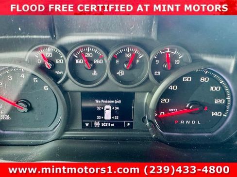 Used 2022 Chevrolet Silverado 1500 Custom AWD/4WD image 26