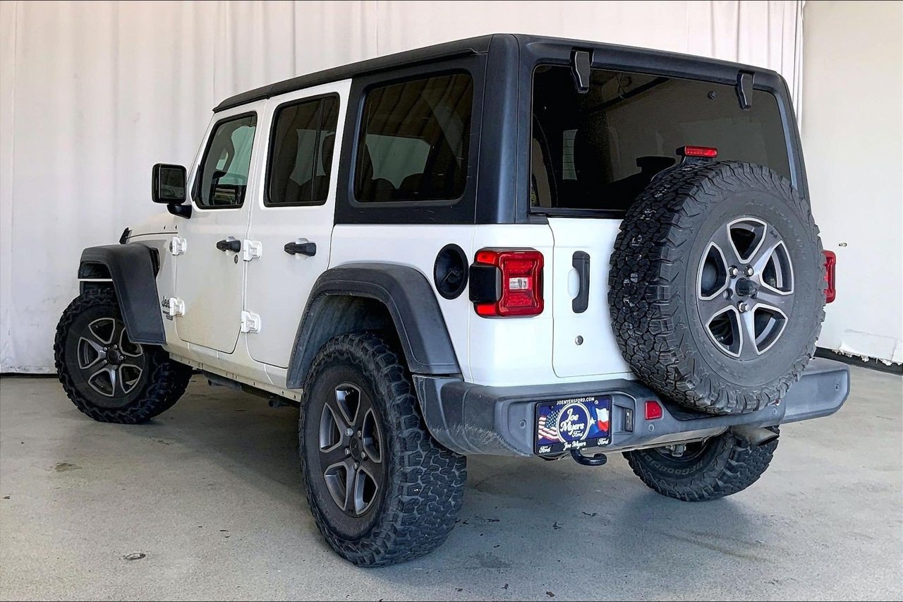 Used 2018 Jeep Wrangler Unlimited Sport S AWD/4WD image 5