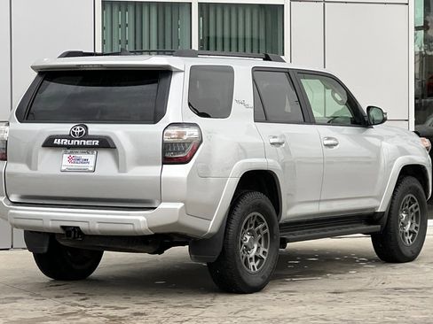 Certified 2020 Toyota 4Runner TRD Off-Road Premium image 4