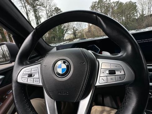 Used 2023 BMW X7 xDrive40i w/ Executive Package image 25