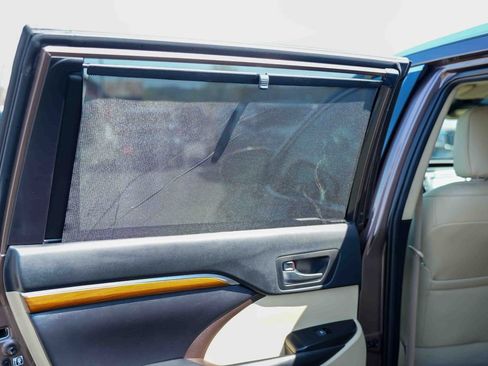 Used 2019 Toyota Highlander Limited image 31