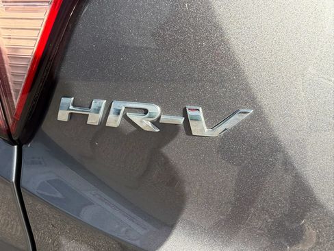 Used 2018 Honda HR-V EX image 51