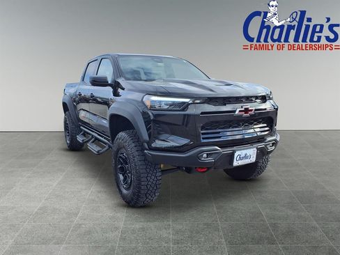 Used 2024 Chevrolet Colorado ZR2 w/ ZR2 Bison Edition AWD/4WD image 3