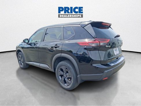 New 2026 Nissan Rogue SV AWD/4WD image 7