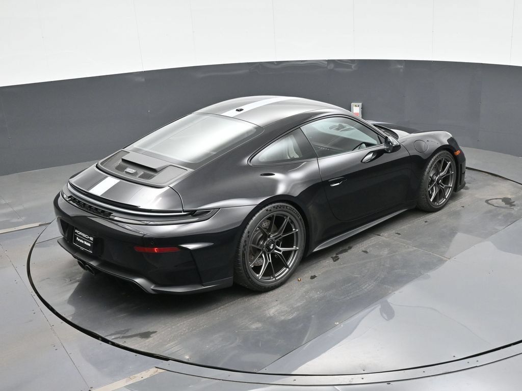 Used 2026 Porsche 911 GT3 RWD image 30