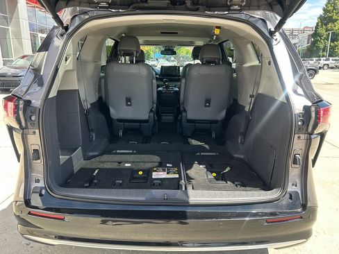 Certified 2023 Toyota Sienna Limited AWD/4WD image 24