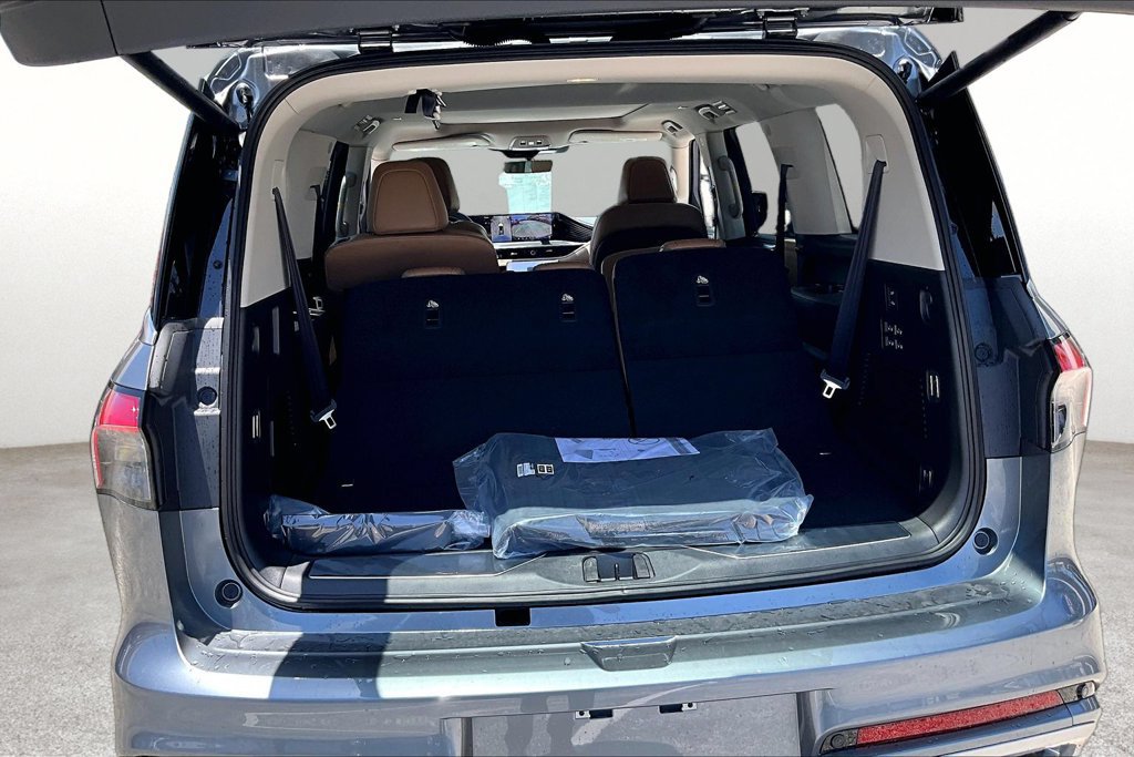 New 2027 INFINITI QX80 Luxe RWD image 33