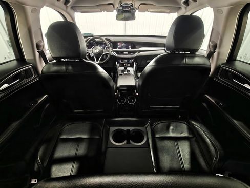 Used 2018 Alfa Romeo Stelvio AWD w/ Cold Weather Package image 28
