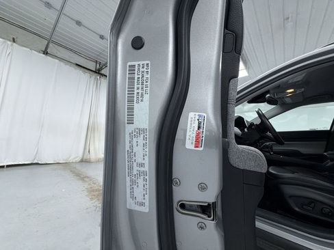 Used 2022 Jeep Compass Latitude w/ Convenience Group AWD/4WD image 18