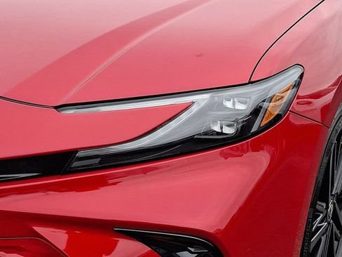 Used 2026 Toyota Camry XSE AWD/4WD image 12