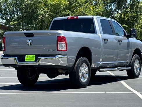 Used 2024 RAM 2500 Big Horn AWD/4WD image 11