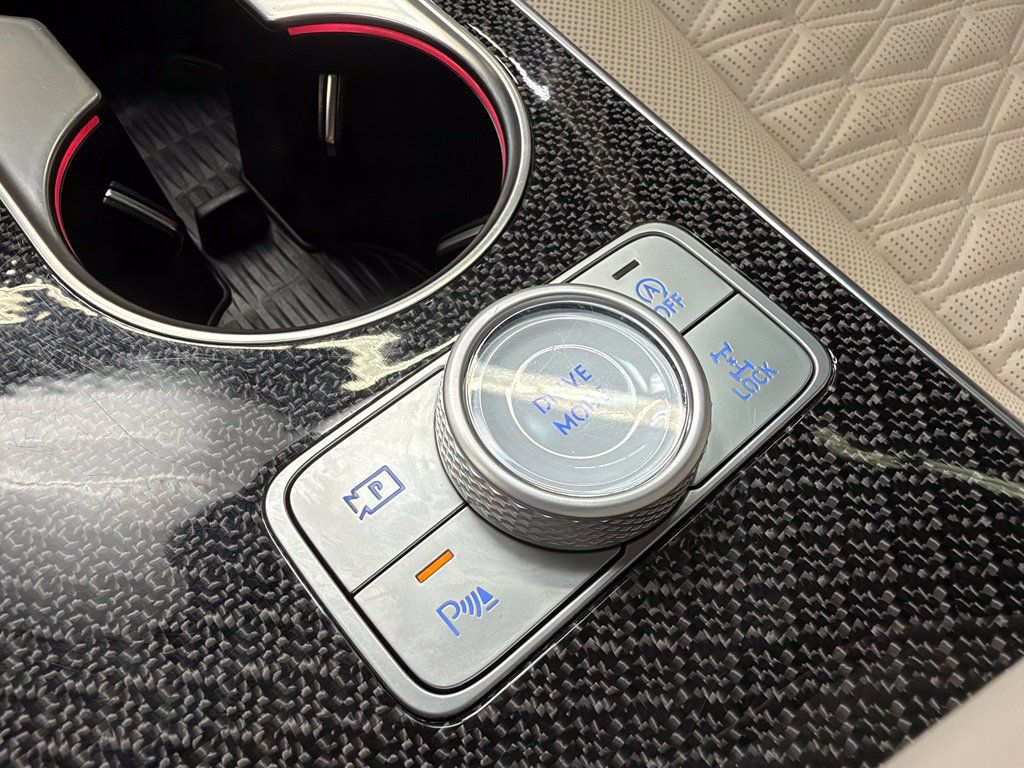 Used 2025 Genesis GV80 3.5T e-SC AWD/4WD image 44
