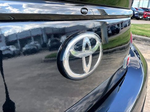 Certified 2024 Toyota GR86 Premium RWD image 31