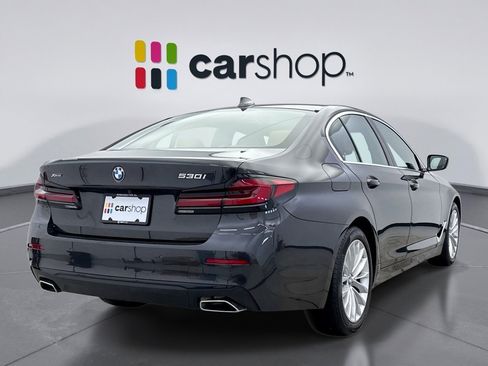 Used 2023 BMW 530i xDrive w/ Premium Package image 5