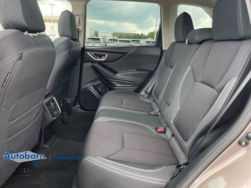 Used 2023 Subaru Forester Premium AWD/4WD image 24
