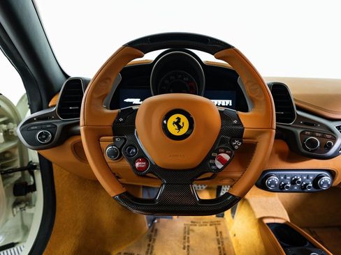 Used 2012 Ferrari 458 Italia Coupe image 14