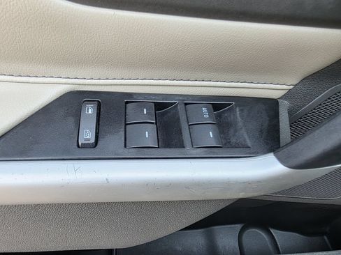 Used 2013 Ford Edge SEL AWD/4WD image 25