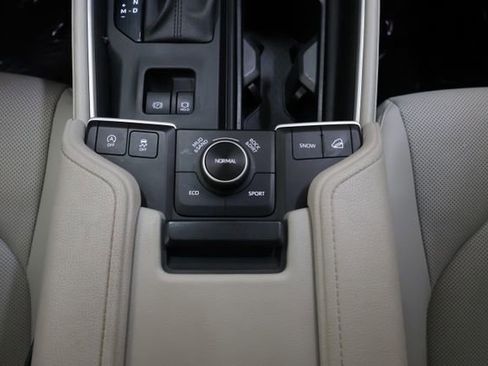 Used 2024 Toyota Grand Highlander Platinum image 94