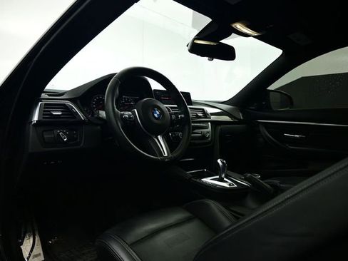 Used 2020 BMW M4 Coupe w/ Competition Package image 5