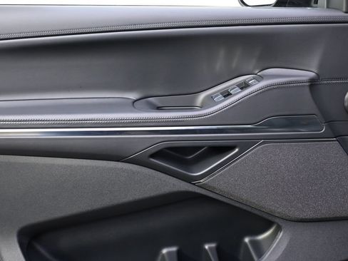 New 2026 Lincoln Navigator Reserve AWD/4WD image 22