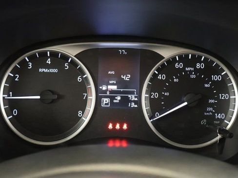 New 2025 Nissan Kicks Play S image 12