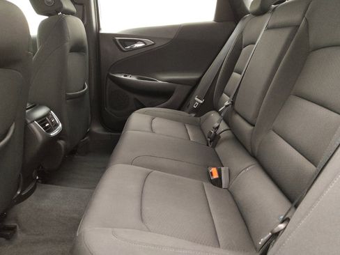Used 2019 Chevrolet Malibu LT FWD image 18