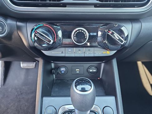 Used 2023 Hyundai Kona SEL image 25