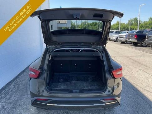 Certified 2024 Chevrolet Trax ACTIV w/ Sunroof Package FWD image 10