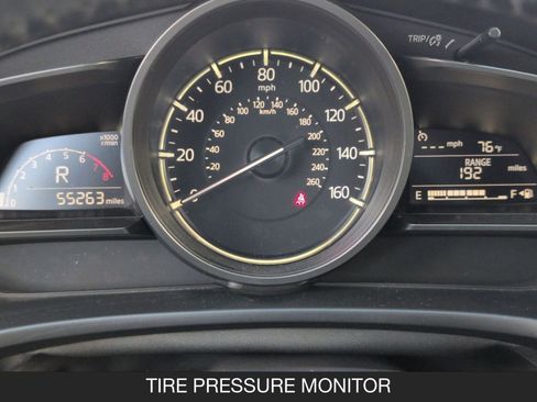 Used 2018 MAZDA MAZDA3 Touring image 21