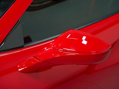 Used 2021 Ferrari F8 Tributo RWD image 17