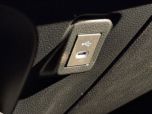 Certified 2025 Toyota Corolla LE image 11