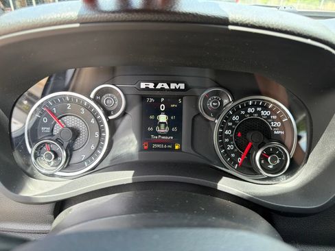 Used 2024 RAM 2500 Tradesman w/ Chrome Appearance Group AWD/4WD image 26