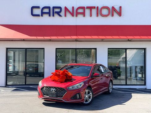 Used 2019 Hyundai Sonata Sport FWD image 2
