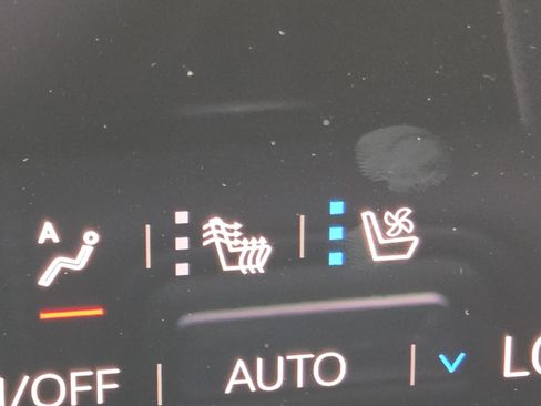 New 2026 GMC Yukon XL Elevation w/ Elevation Premium Package AWD/4WD image 7