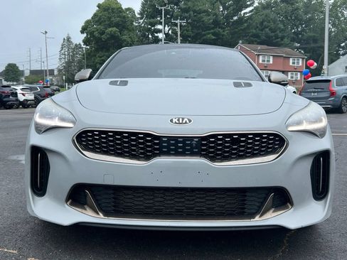 Used 2019 Kia Stinger GT2 AWD/4WD image 3