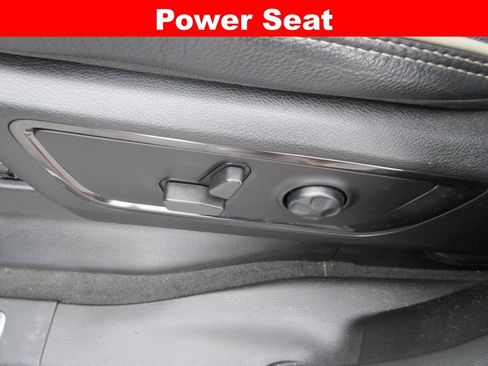 Used 2022 RAM 1500 Limited w/ Night Edition AWD/4WD image 33