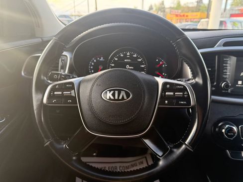 Used 2020 Kia Sorento EX AWD/4WD image 28