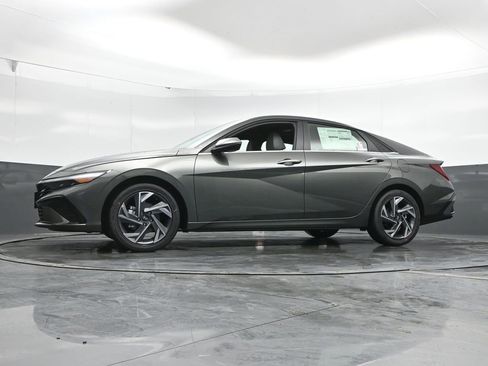 New 2026 Hyundai Elantra Limited w/ Cargo Package FWD image 50
