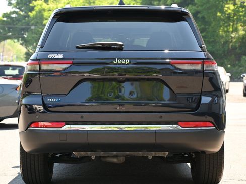 Used 2023 Jeep Grand Cherokee 4WD 4xe image 6