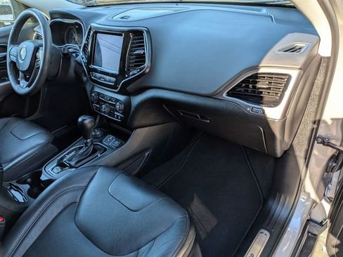 Certified 2021 Jeep Cherokee Limited w/ Trailer Tow Group image 36