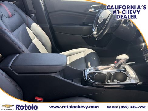 Used 2024 Chevrolet Trax RS FWD image 8