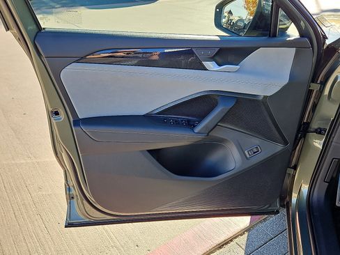 New 2026 Volkswagen Tiguan SE R-Line image 14