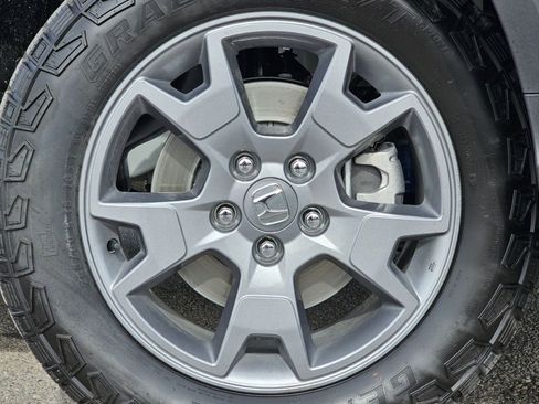 Used 2025 Honda Passport TrailSport image 13