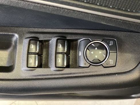 Used 2022 Ford Edge SEL w/ Convenience Package image 16