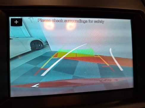 Used 2017 Ford Taurus Limited FWD image 25