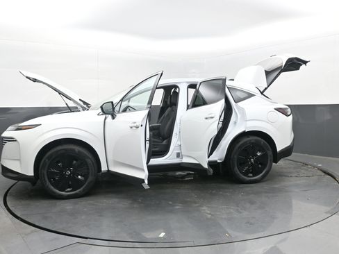 New 2025 Nissan Murano SV image 42