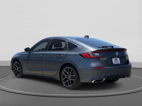 Used 2024 Honda Civic Sport Touring image 7